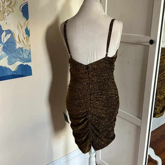 Lulus Striking Moves Gold Metallic Ruched Bodycon Mini Dress - NWT - Size L - Picture 8 of 11